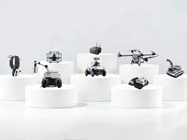 Tianjin Weide Aviation uddyber scenesamarbejdet og lander flere praktiske projekter for bælte-/hjulhjulede chassis og vægklatrerobotter